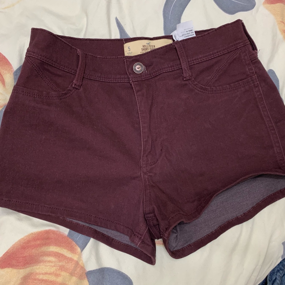 Hollister Maroon High rise shorts